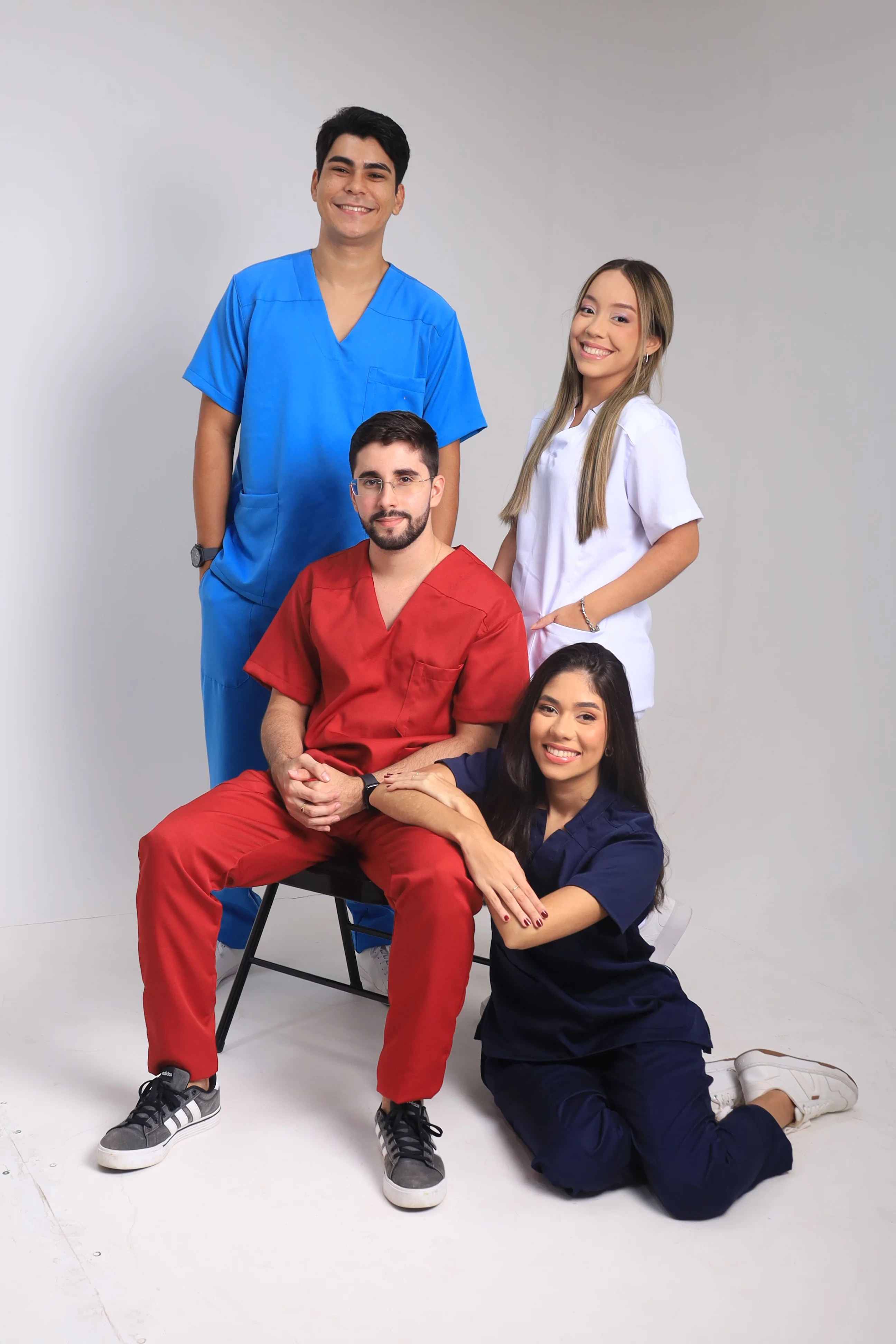 Equipe COATS em Scrubs — Design Atemporal